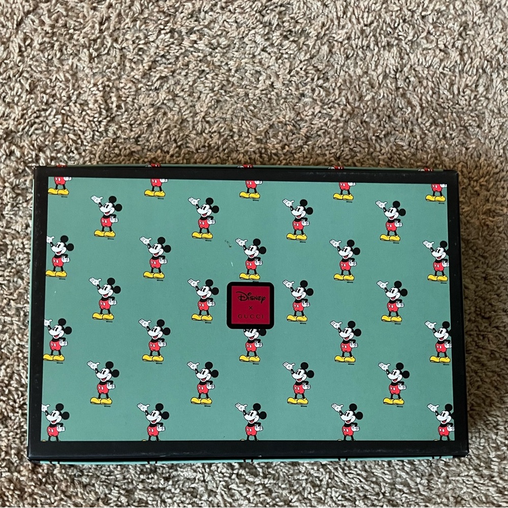 Gucci x Disney Mickey Mouse Canvas Zip Around Portfolio NWT - Picture 14 of 15